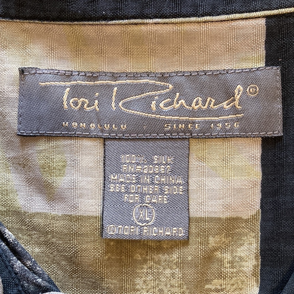 XL Boutique Exclusive Tori Richard Hawaiian SilK Shirt - Picture 5 of 15